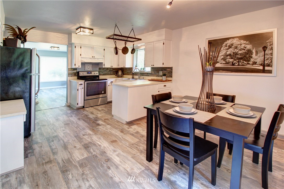 2417 Birch Bay Lynden Road Custer, WA 98240 - Photo 9 of 22 Gallery Image 9