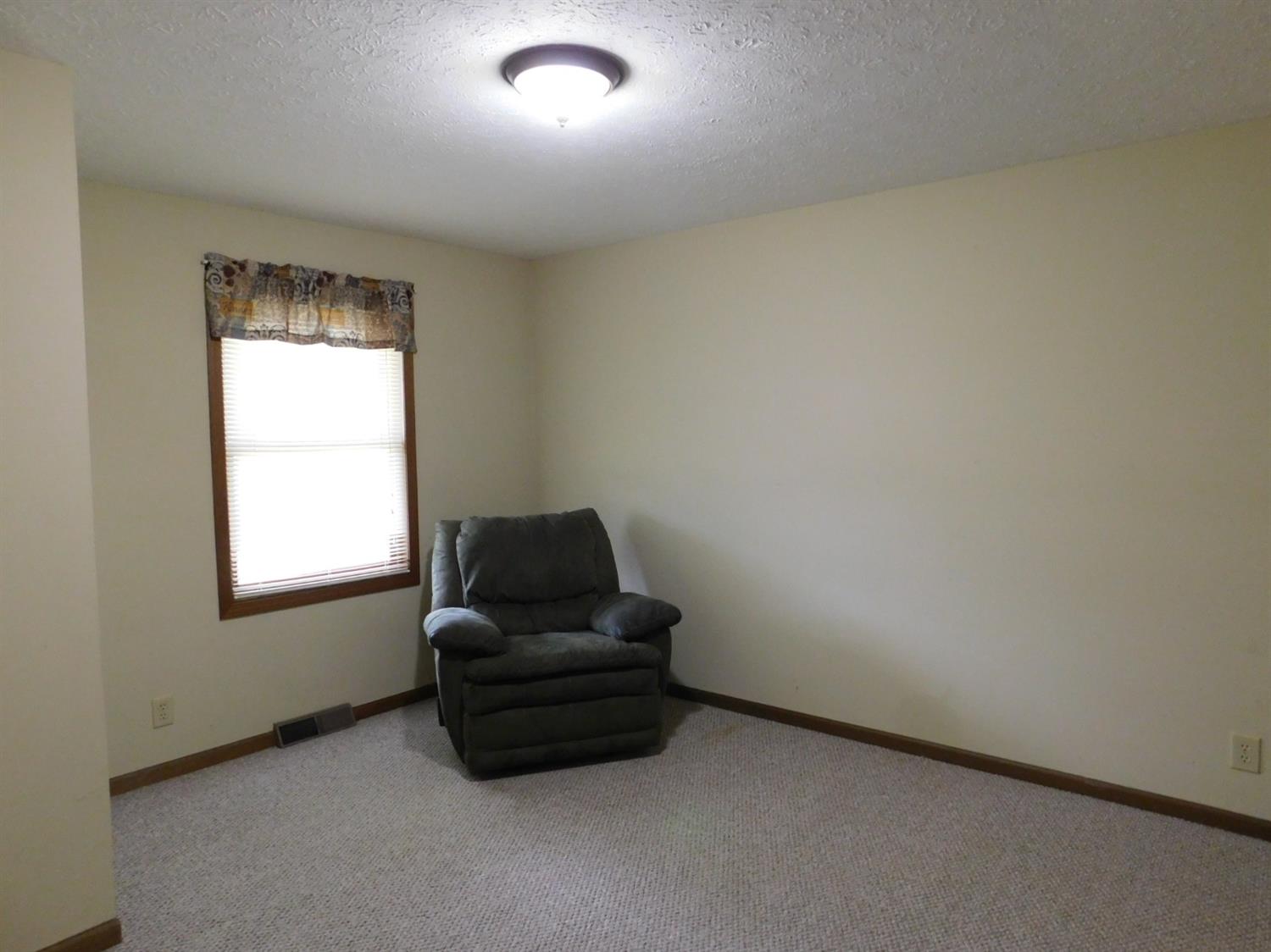 6866 Bud Ballard Rd Road Florence, IN 47020 - Photo 11 of 32 Gallery Image 11