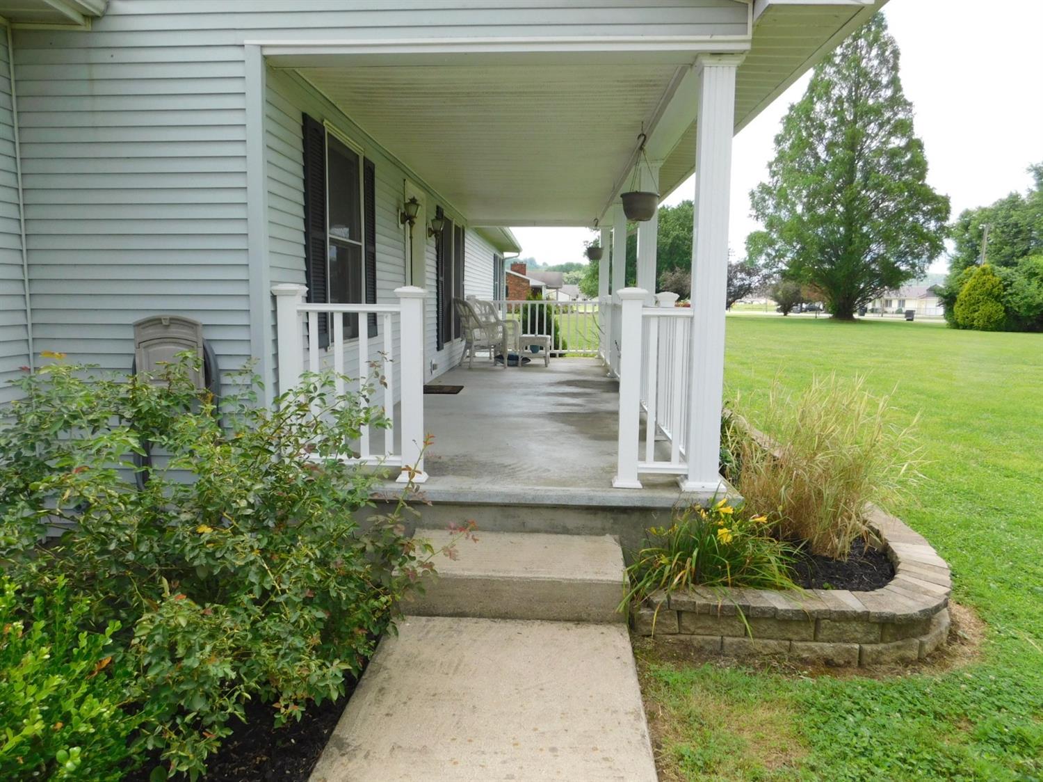 6866 Bud Ballard Rd Road Florence, IN 47020 - Photo 3 of 32 Gallery Image 3