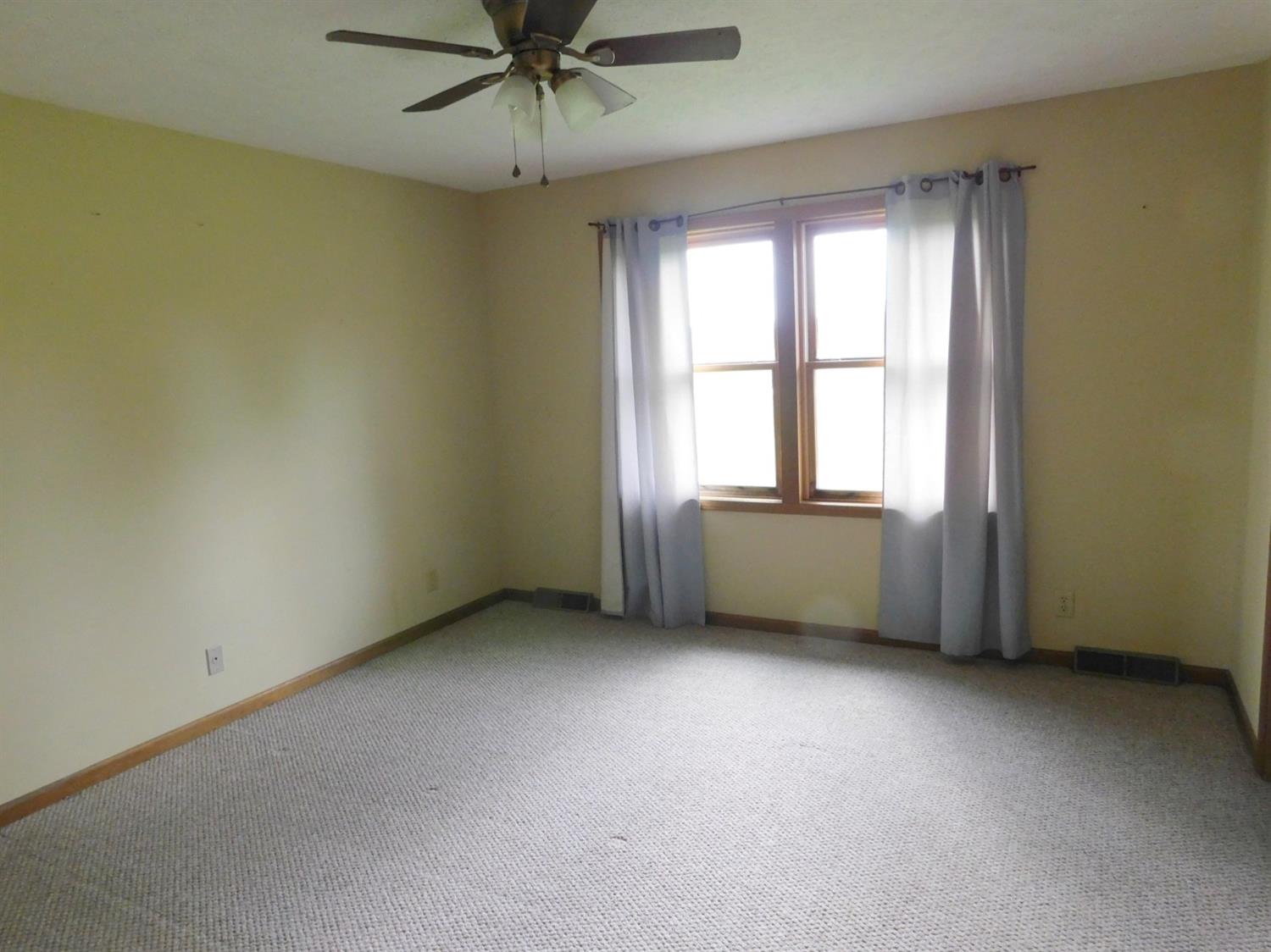 6866 Bud Ballard Rd Road Florence, IN 47020 - Photo 10 of 32 Gallery Image 10