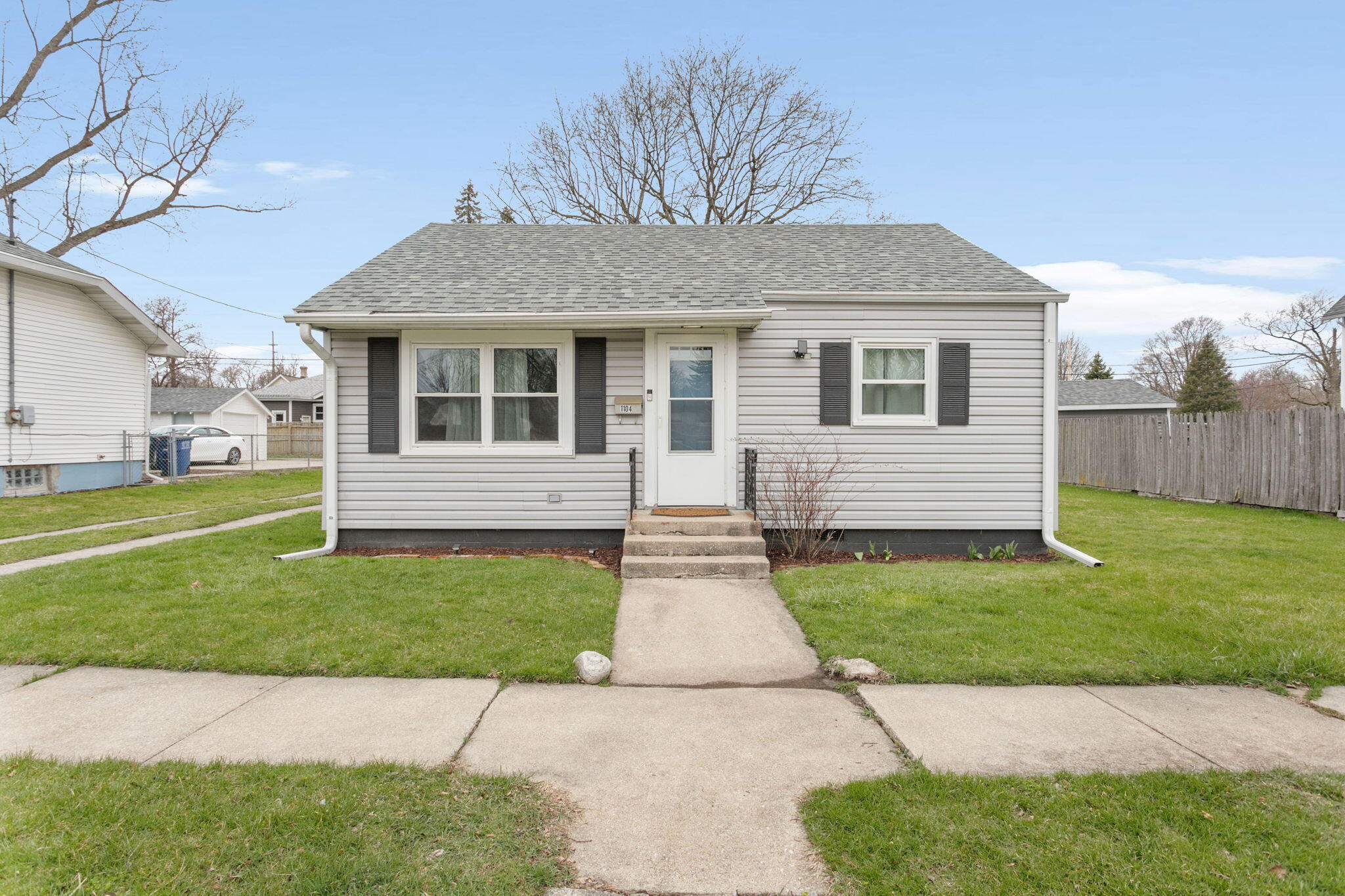 1104 Rumely Street La Porte, IN 46350 - Photo 2 of 30 2048x1365