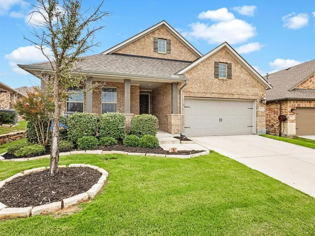 $450,000 | 916 Monarch Lane, Celina, TX 75009