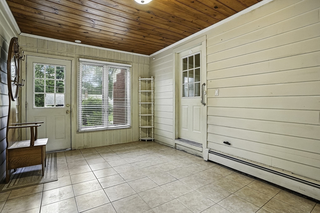 19 Chestnut Hill Road Northborough, MA 01532 - Photo 11 of 14 Gallery Image 11
