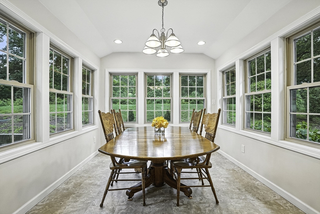 19 Chestnut Hill Road Northborough, MA 01532 - Photo 4 of 14 Gallery Image 4