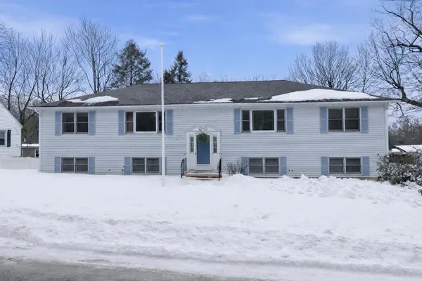 $780,000 | 28 Nonquit Street, Worcester, MA 01604