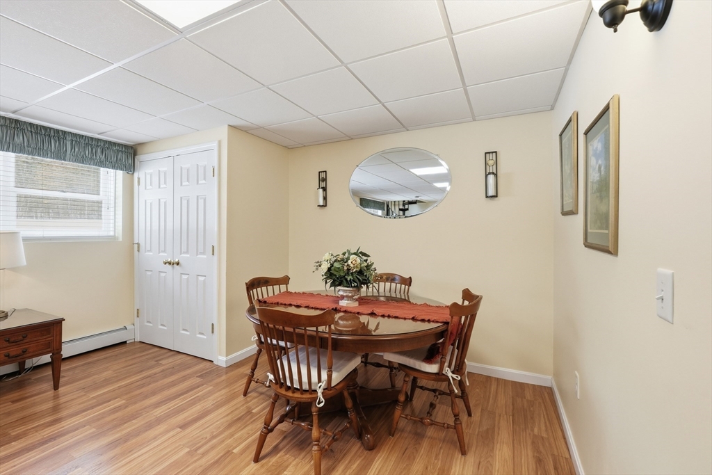 28 Nonquit Street Worcester, MA 01604 - Photo 18 of 42