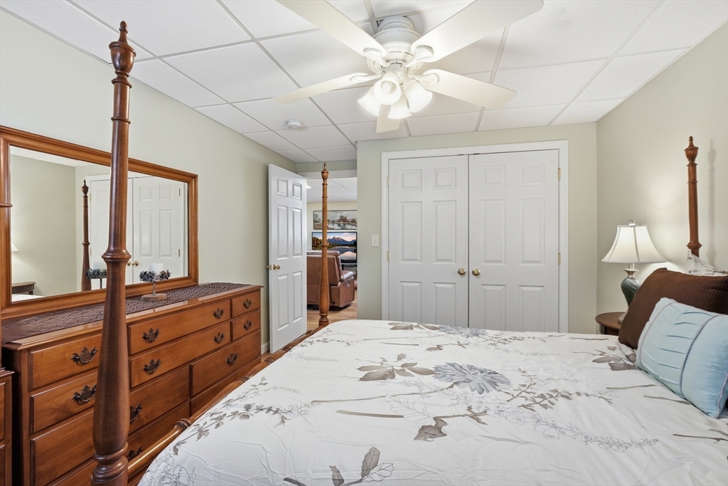 28 Nonquit Street Worcester, MA 01604 - Photo 23 of 42