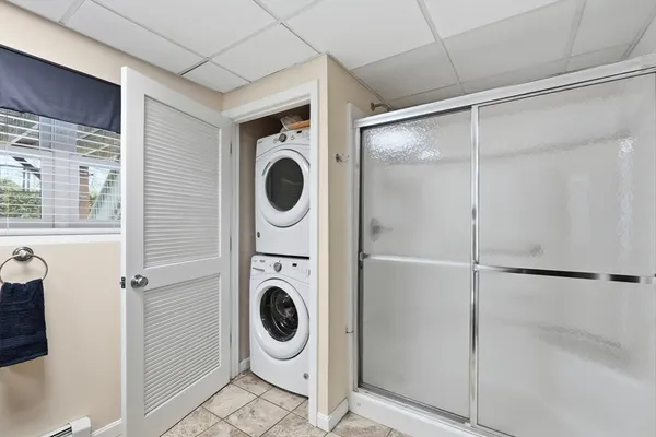 $780,000 | 28 Nonquit Street, Worcester, MA 01604