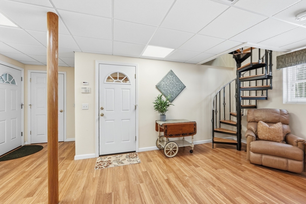 28 Nonquit Street Worcester, MA 01604 - Photo 27 of 42