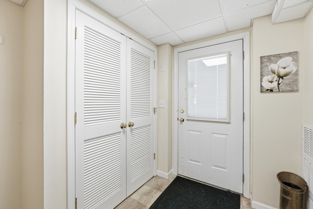 28 Nonquit Street Worcester, MA 01604 - Photo 28 of 42