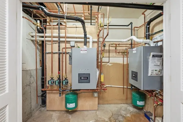 $780,000 | 28 Nonquit Street, Worcester, MA 01604