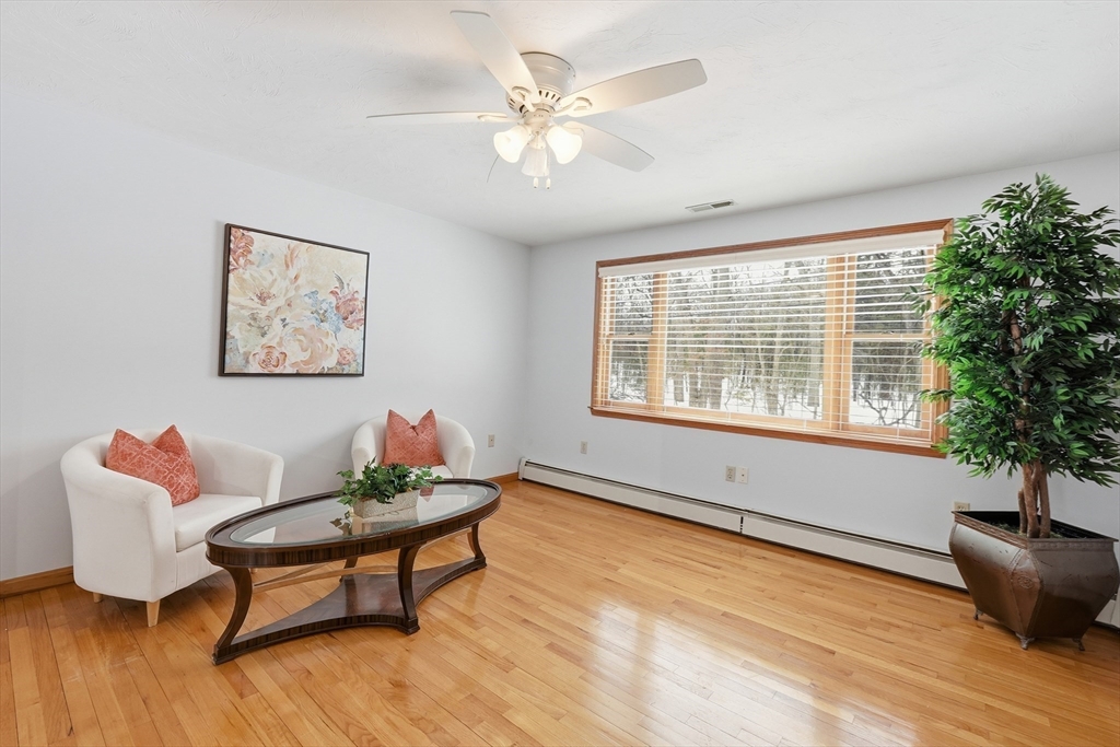 28 Nonquit Street Worcester, MA 01604 - Photo 31 of 42