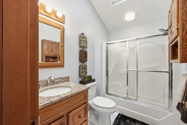 $780,000 | 28 Nonquit Street, Worcester, MA 01604