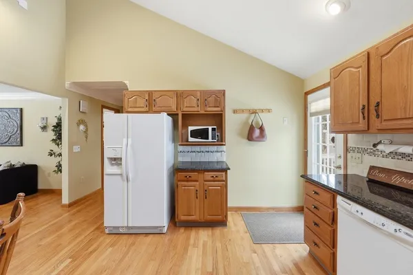 $780,000 | 28 Nonquit Street, Worcester, MA 01604