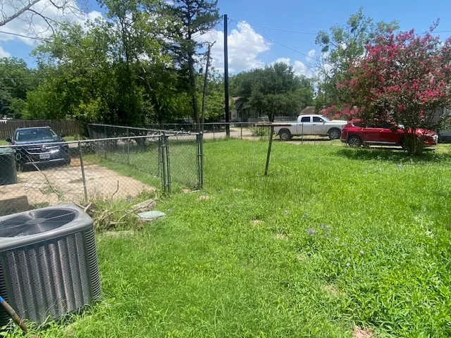 $1,700 | 701 West 28th Street, Bryan, TX 77803