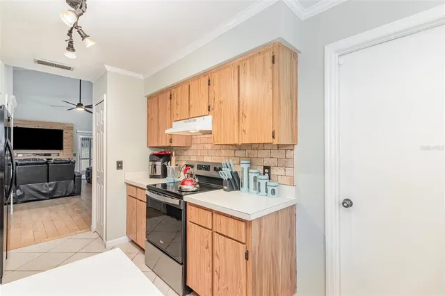 $339,900 | 437 Alston Drive, Orlando, FL 32835