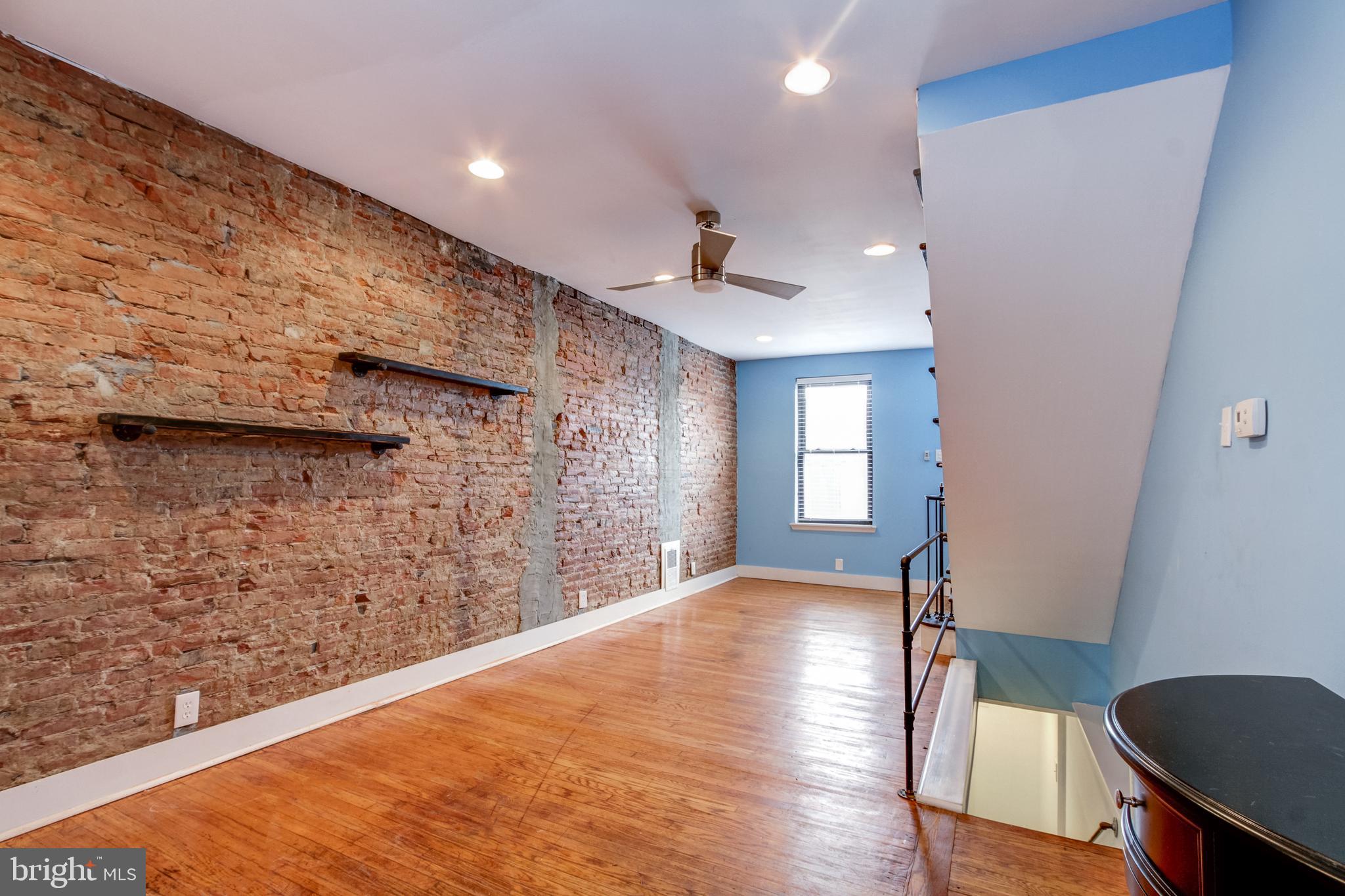 2832 Mercer Street Philadelphia, PA 19134 - Photo 5 of 33