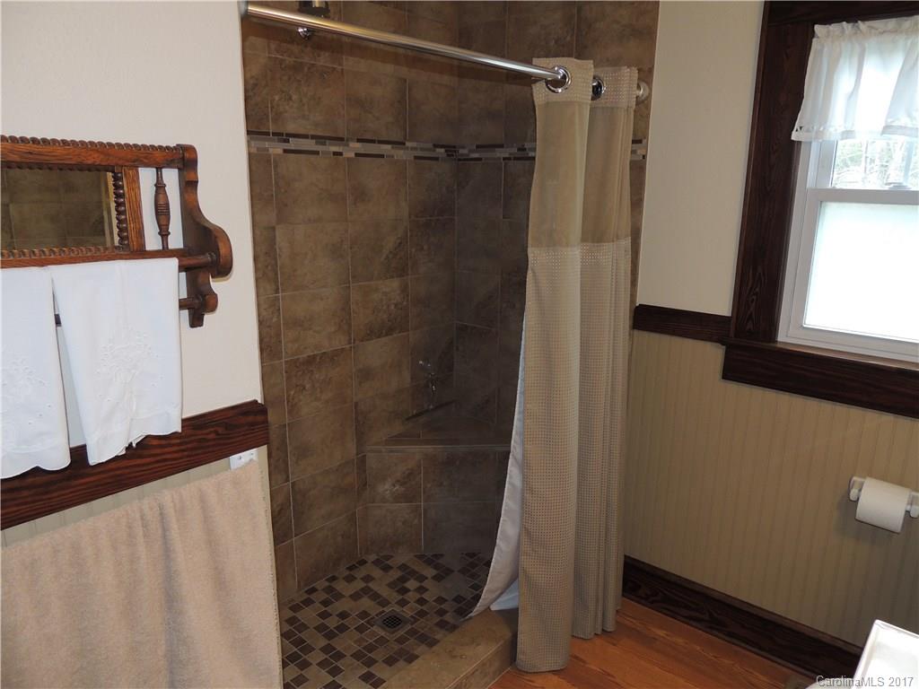 182 Bennett Road Candler, NC 28715 - Photo 16 of 24 Gallery Image 16