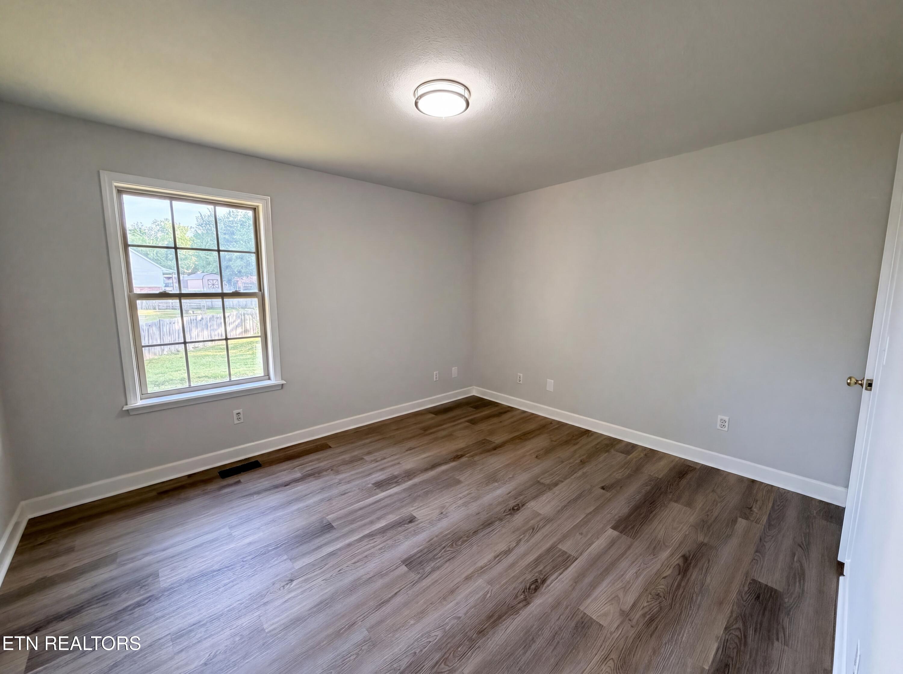 375 Walnut Lane Corryton, TN 37721 - Photo 17 of 24 listing_15