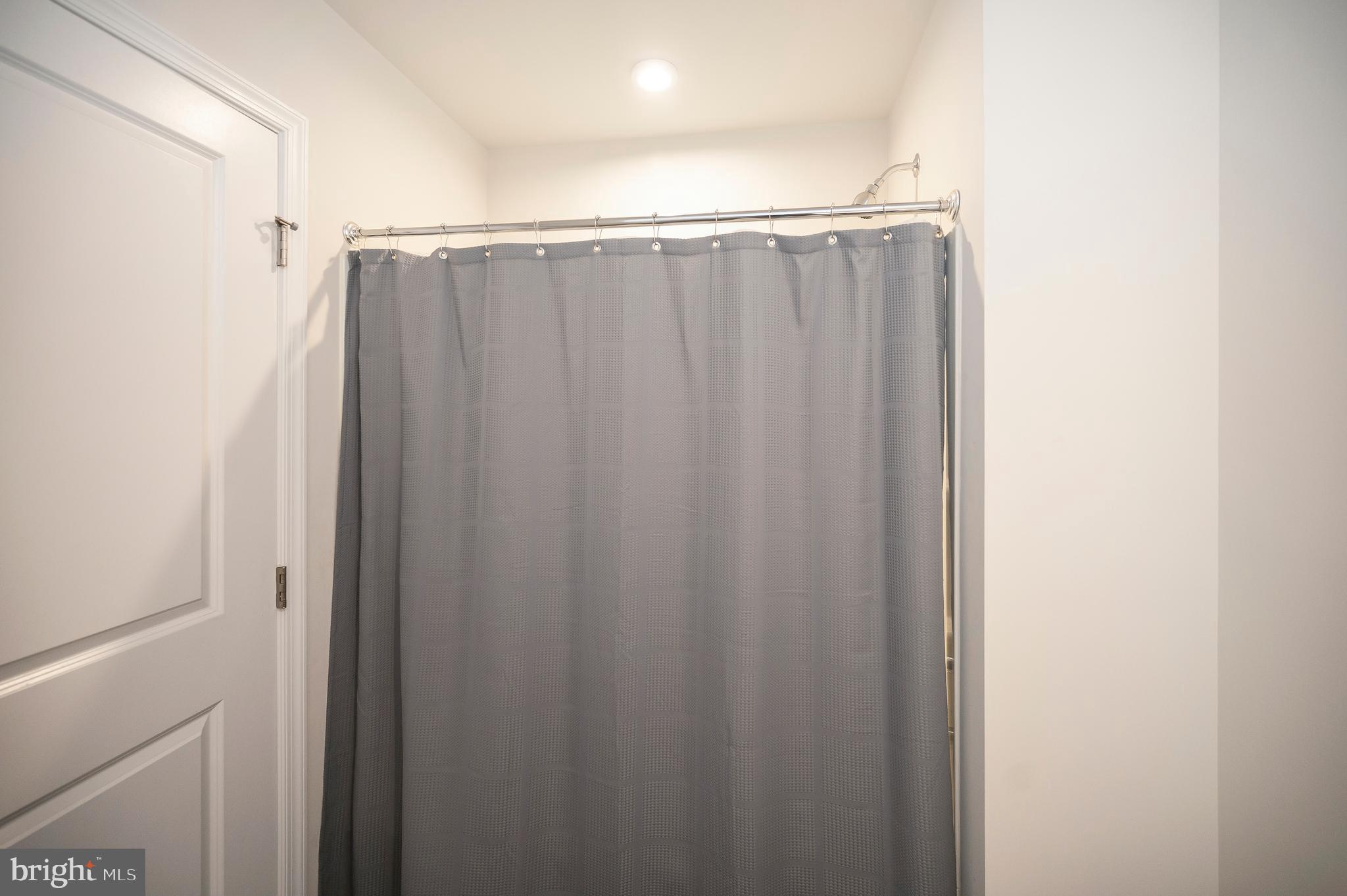 12062 Rundle Crossing King George, VA 22485 - Photo 29 of 67 Hall Full Bathroom