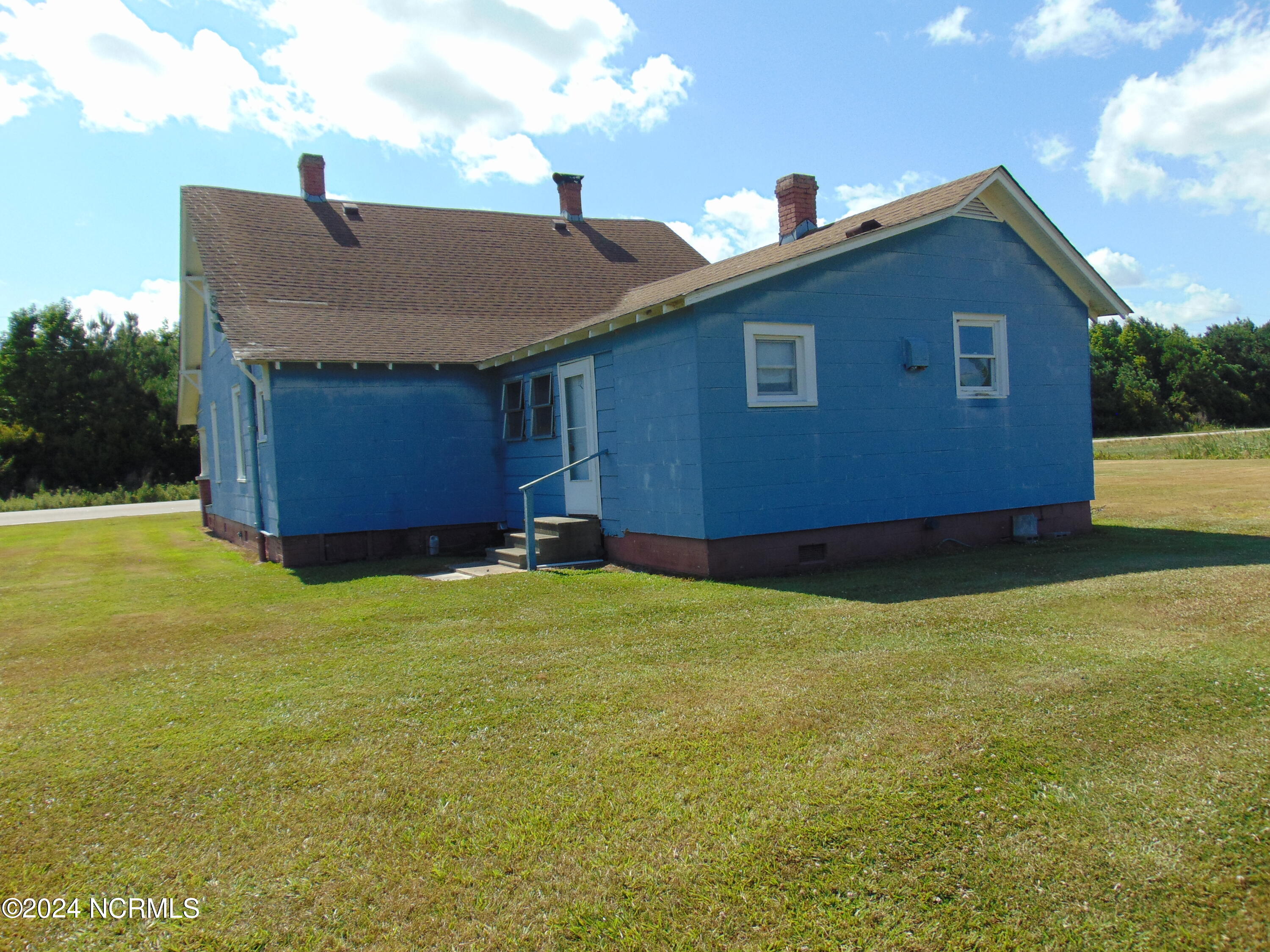 3393 Bay City Road Aurora, NC 27806 - Photo 5 of 17 DSC00485