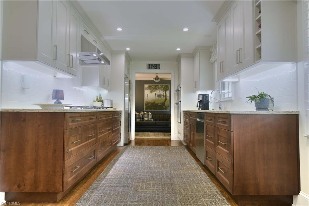706 Chester Road Winston-Salem, NC 27104 - Photo 12 of 45 Gallery Image 12