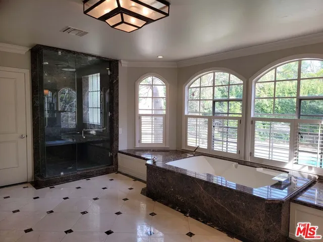 $10,500,000 | 560 North Beverly Glen Boulevard, Los Angeles, CA 90077