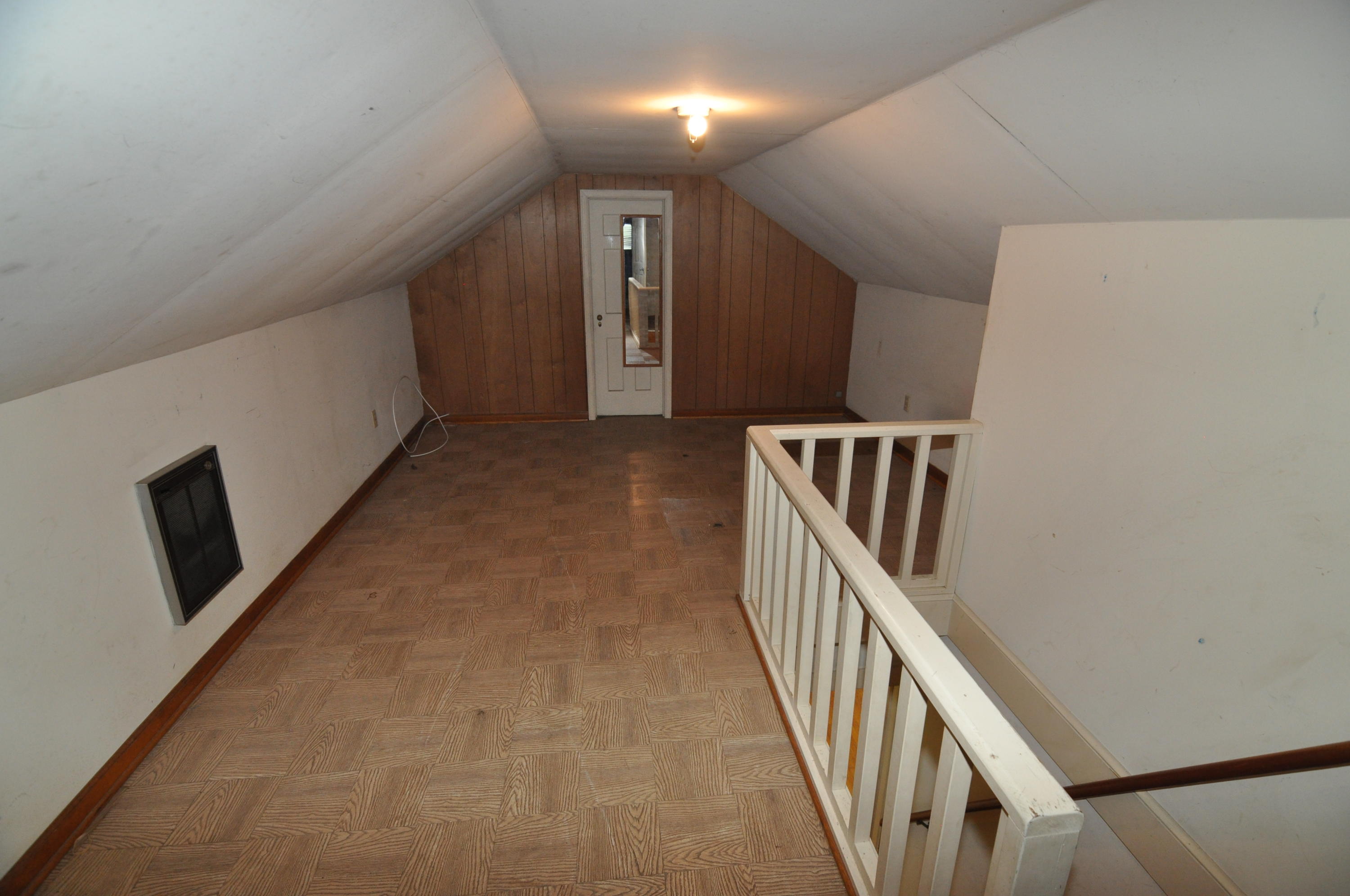 8062 Roanoke Road Fincastle, VA 24090 - Photo 10 of 13 Bedroom 3