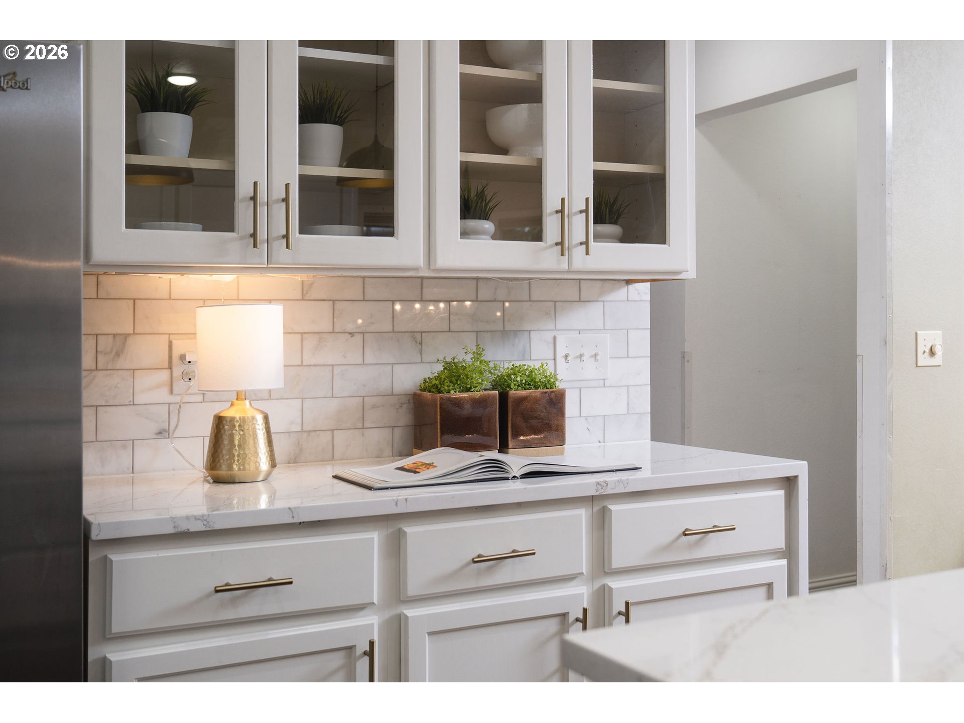 6703 Southwest Moonshadow Court Portland, OR 97223 - Photo 14 of 41