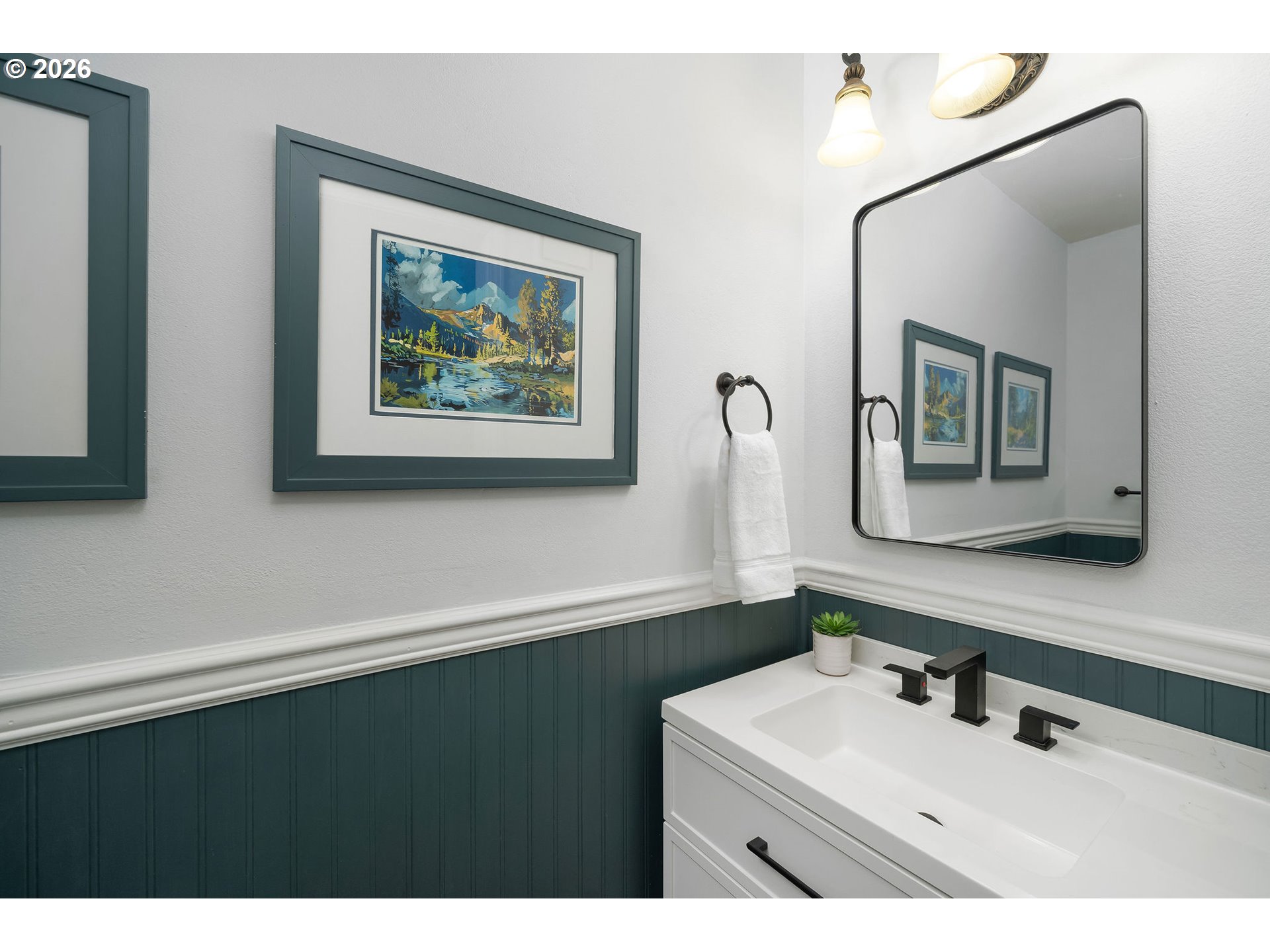 6703 Southwest Moonshadow Court Portland, OR 97223 - Photo 22 of 41