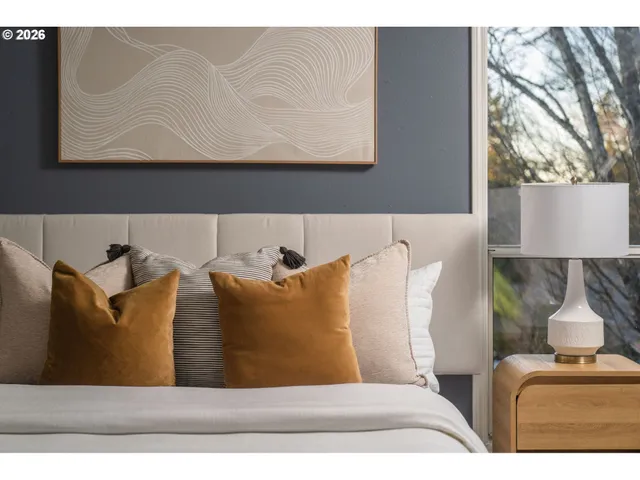 $799,000 | 6703 Southwest Moonshadow Court, Portland, OR 97223