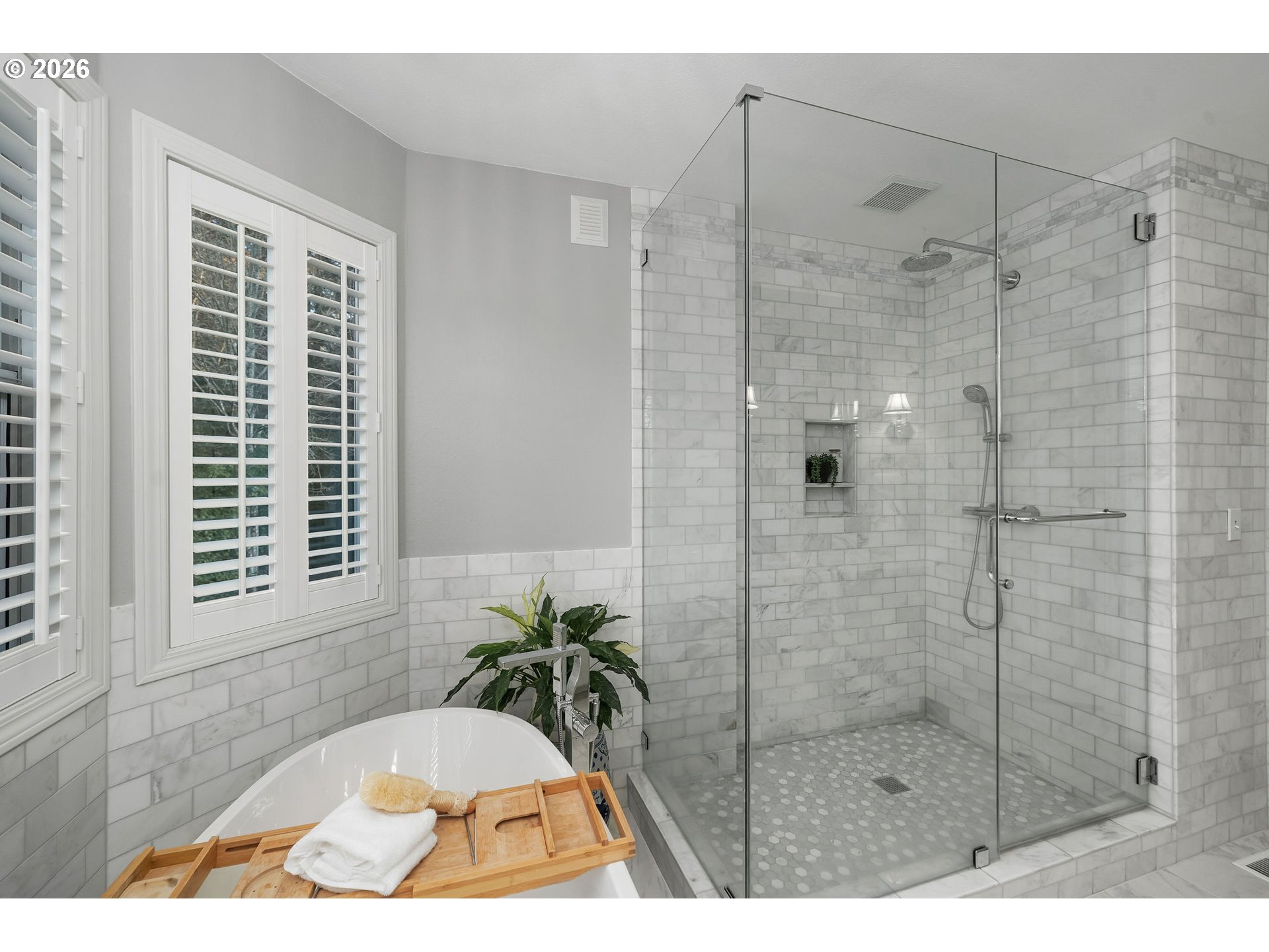 6703 Southwest Moonshadow Court Portland, OR 97223 - Photo 28 of 41