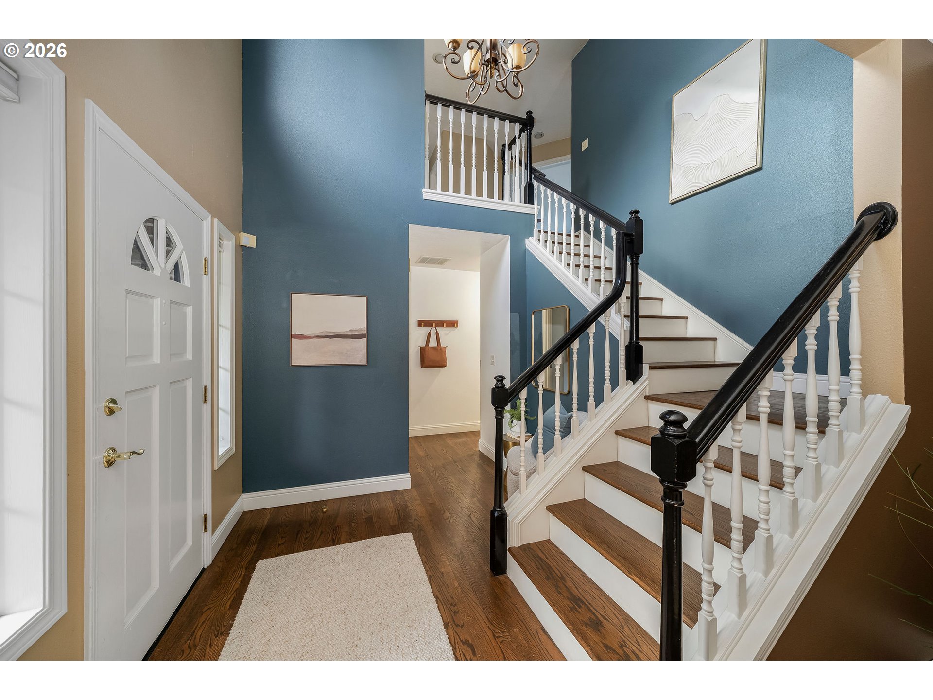 6703 Southwest Moonshadow Court Portland, OR 97223 - Photo 4 of 41