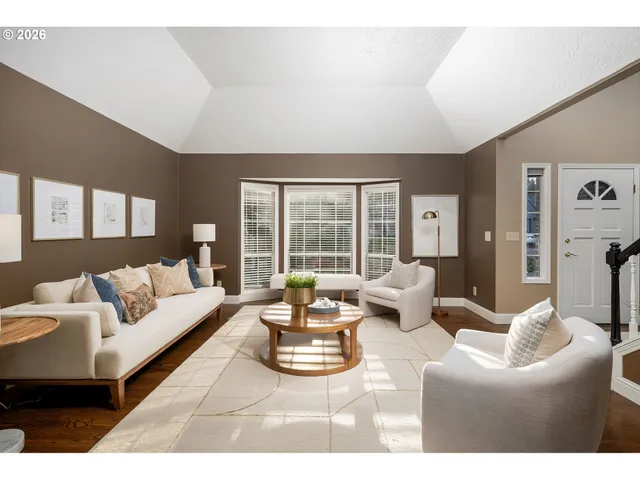 $799,000 | 6703 Southwest Moonshadow Court, Portland, OR 97223