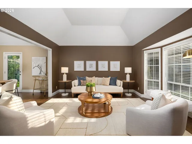 $799,000 | 6703 Southwest Moonshadow Court, Portland, OR 97223