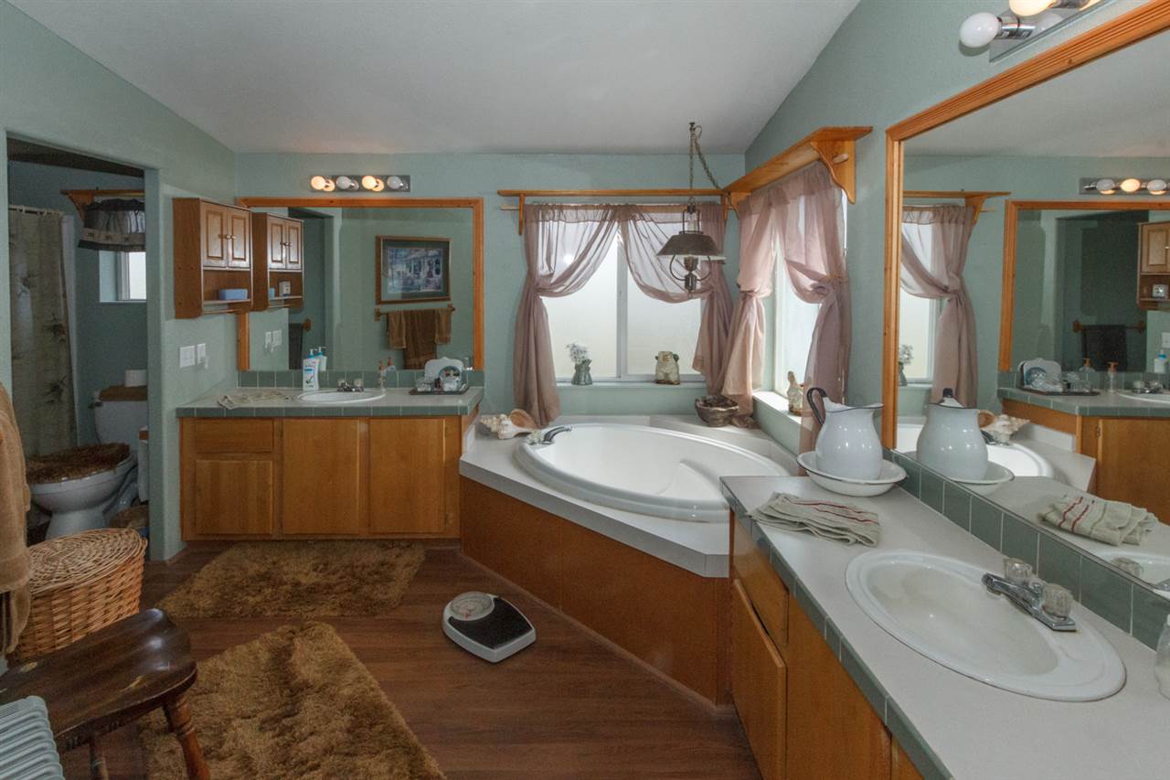 27921 North Perry Road Chattaroy, WA 99003 - Photo 11 of 20 Gallery Image 11