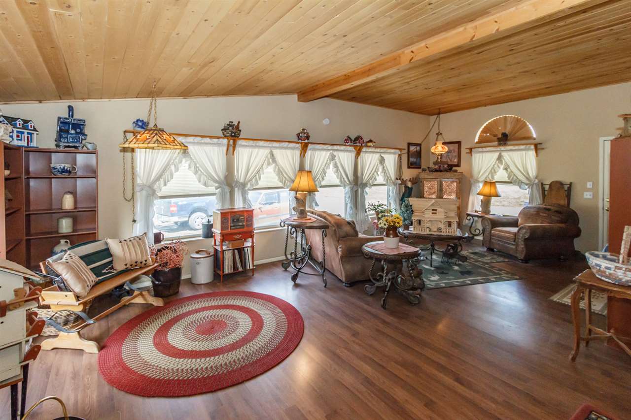 27921 North Perry Road Chattaroy, WA 99003 - Photo 3 of 20 Gallery Image 3