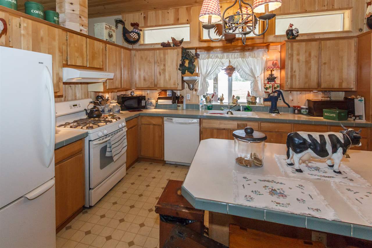 27921 North Perry Road Chattaroy, WA 99003 - Photo 5 of 20 Gallery Image 5