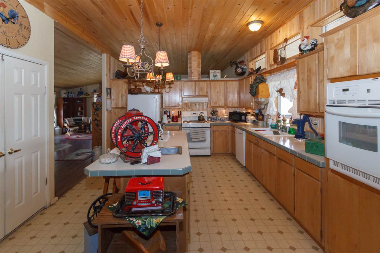 27921 North Perry Road Chattaroy, WA 99003 - Photo 6 of 20 Gallery Image 6