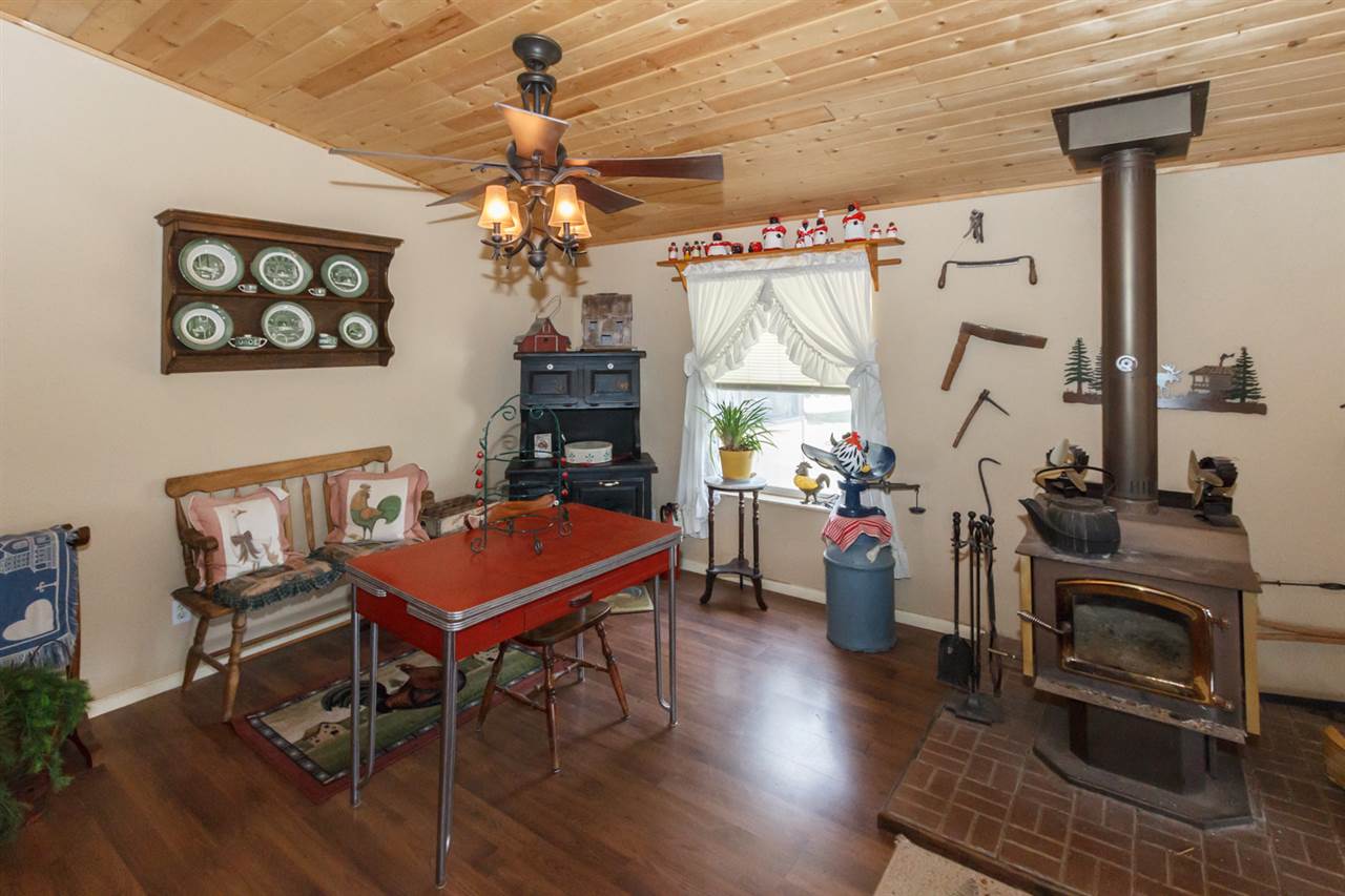 27921 North Perry Road Chattaroy, WA 99003 - Photo 9 of 20 Gallery Image 9