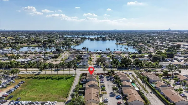 $3,200 | 18615 Northwest 84th Pl., Unit 1021, Hialeah, FL 33015