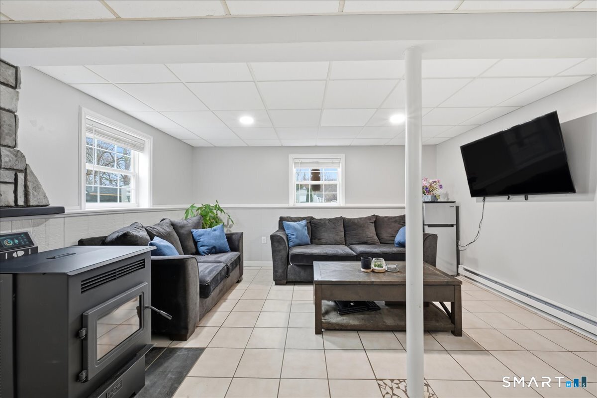 291 Dow Road Plainfield, CT 06374 - Photo 17 of 40