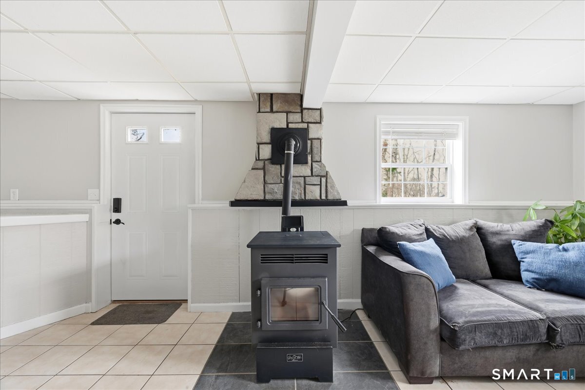 291 Dow Road Plainfield, CT 06374 - Photo 18 of 40