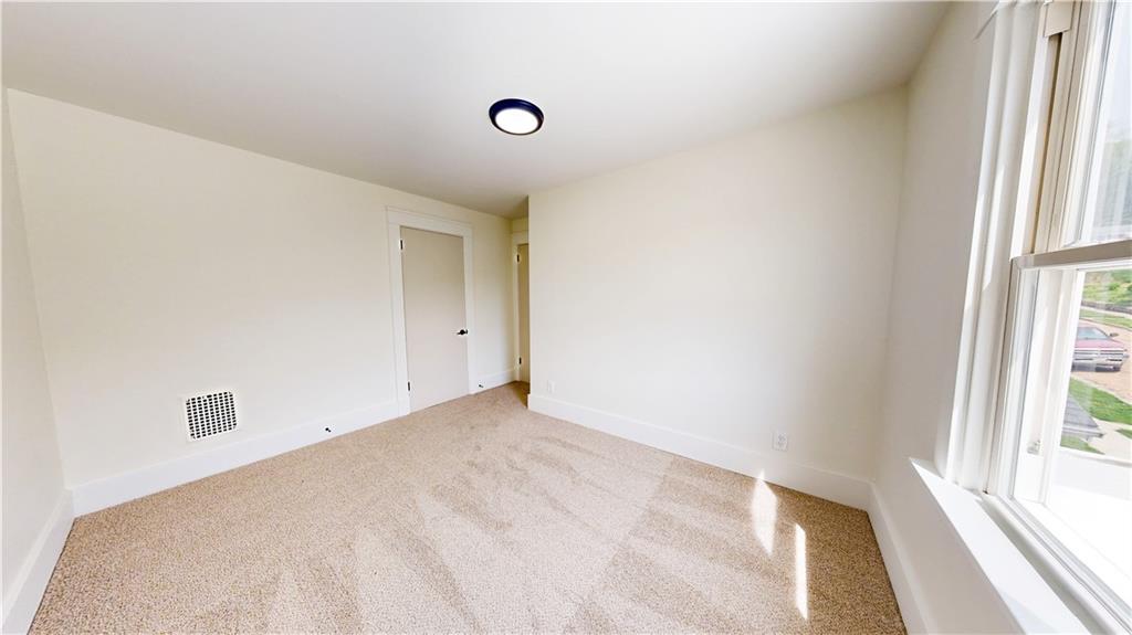 121 Sampson Avenue Pittsburgh, PA 15205 - Photo 20 of 44