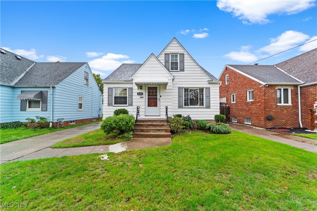 3309 Ralph Avenue Cleveland, OH 44109 - Photo 1 of 37 Gallery Image 1
