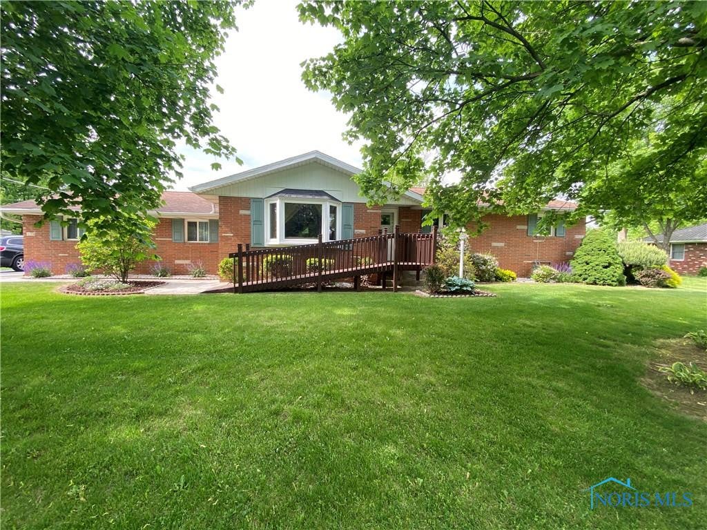 15814 Beechwood Road Findlay, OH 45840 - Photo 1 of 27 Gallery Image 1