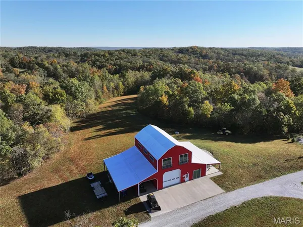$1,200,000 | 555 Morning Star Circle, Perryville, MO 63775