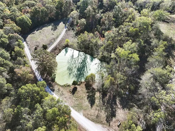 $1,200,000 | 555 Morning Star Circle, Perryville, MO 63775