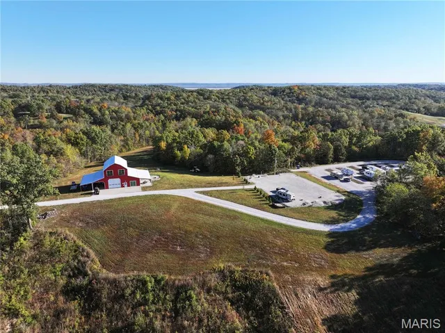 $1,200,000 | 555 Morning Star Circle, Perryville, MO 63775