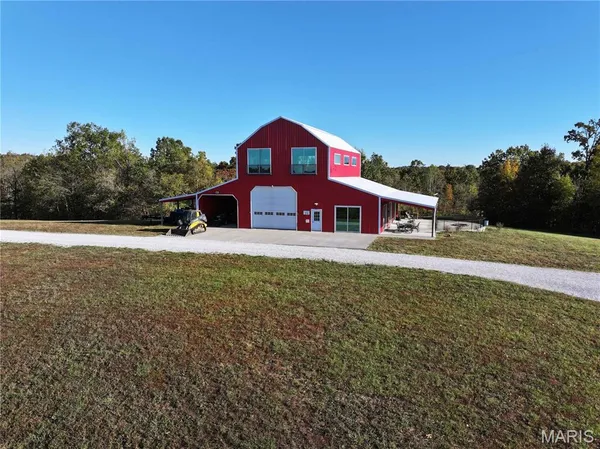 $1,200,000 | 555 Morning Star Circle, Perryville, MO 63775